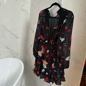 Beautiful flower dress with open back